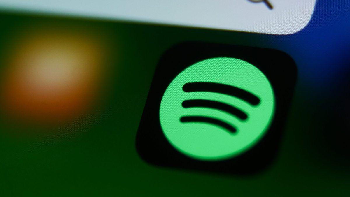 Spotify and Universal Music strike licensing deal for AI covers and remixes tool