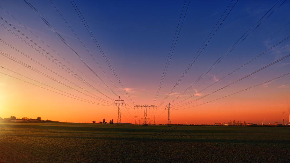 AI Energy Demand Pushes Electricity Grids to Breaking Point as Data Center Projects Stall