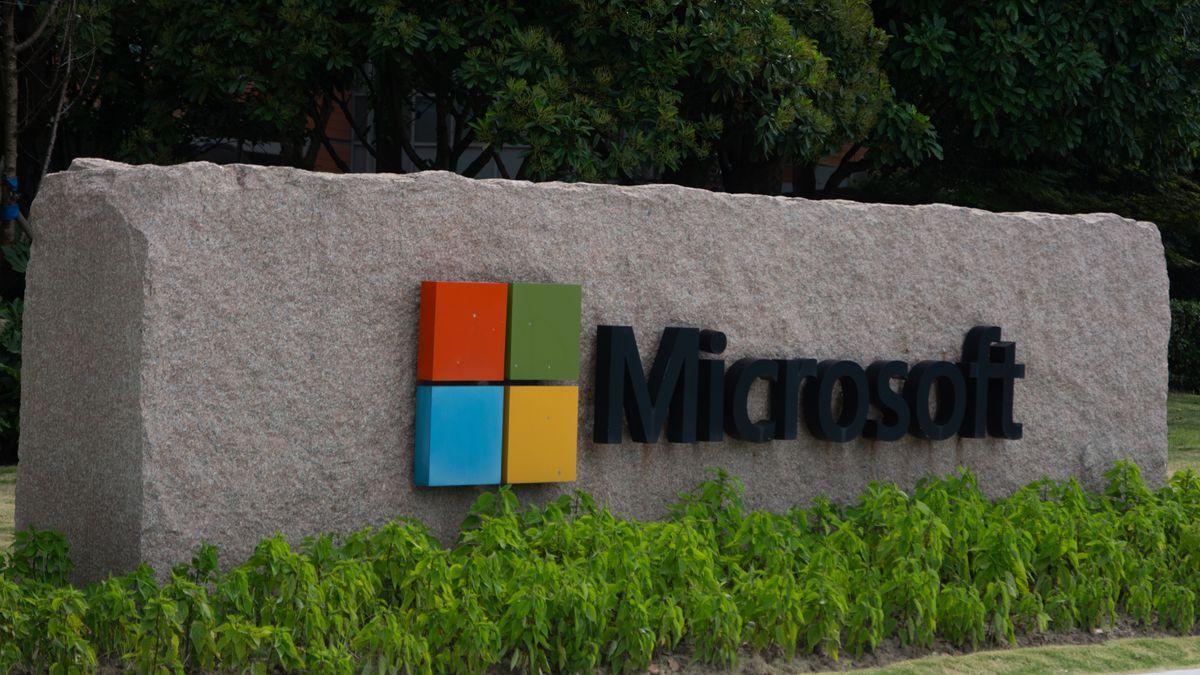 Microsoft's AI expansion drives carbon emissions up 25% as 2030 climate deadline approaches