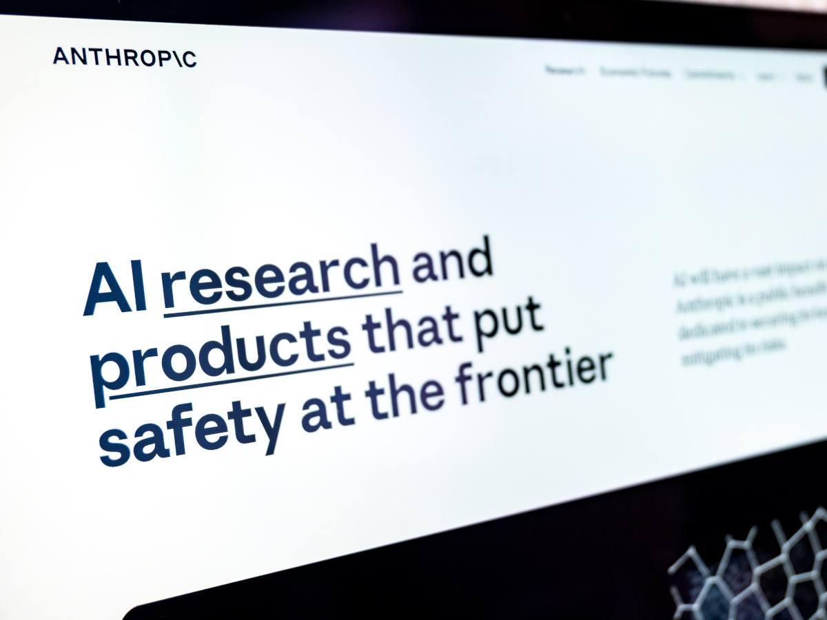 Anthropic IPO Eyes Historic Raise Above SpaceX's $86B Record as AI Race Intensifies