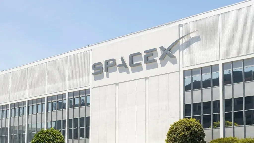 JPMorgan Reaffirms $240 SpaceX Stock Target as Grok AI and Cursor Deal Fuel Confidence