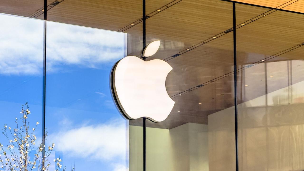 Apple Alleges Former Engineer Used Stolen Trade Secrets to Train AI Agents at OpenAI
