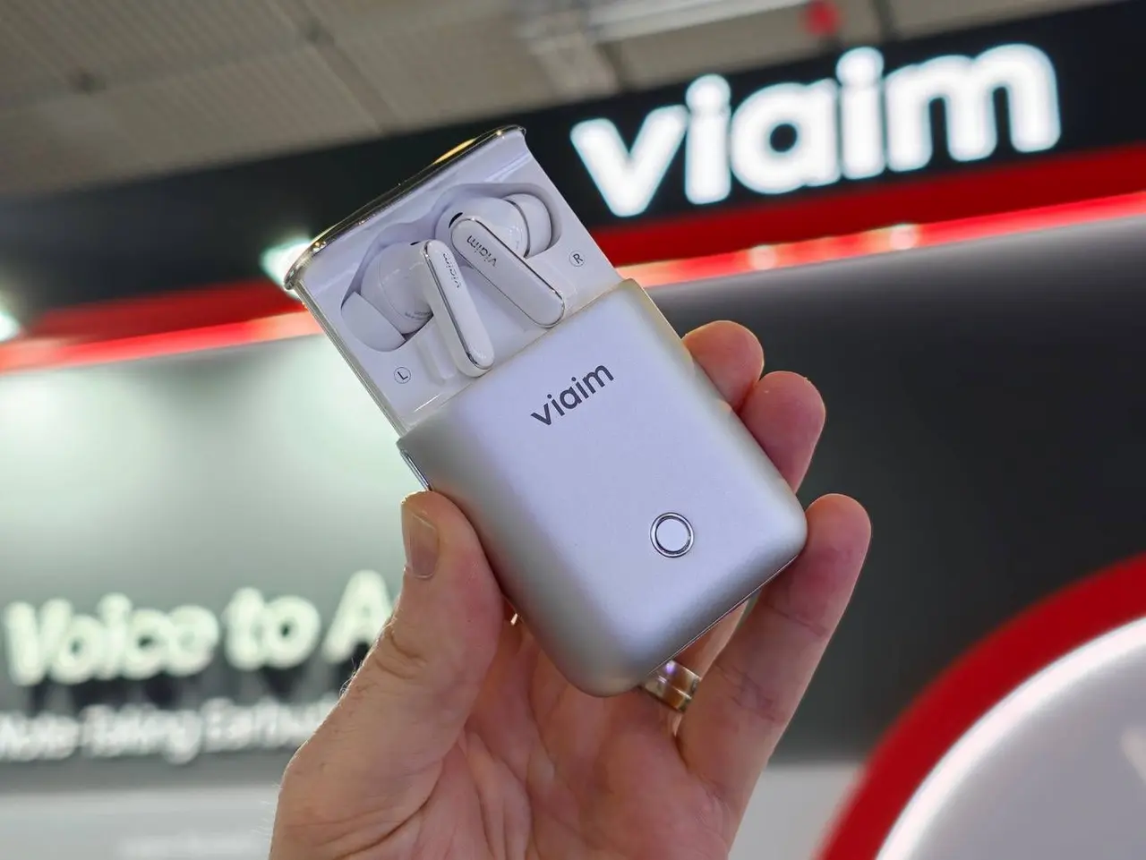 viaim Rise AI Earbuds Turn Meeting Recordings Into Action With $259 Indiegogo Launch