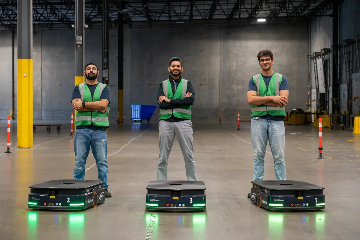 Destro AI Raises $8M to Coordinate Mixed Robot Fleets in Warehouses