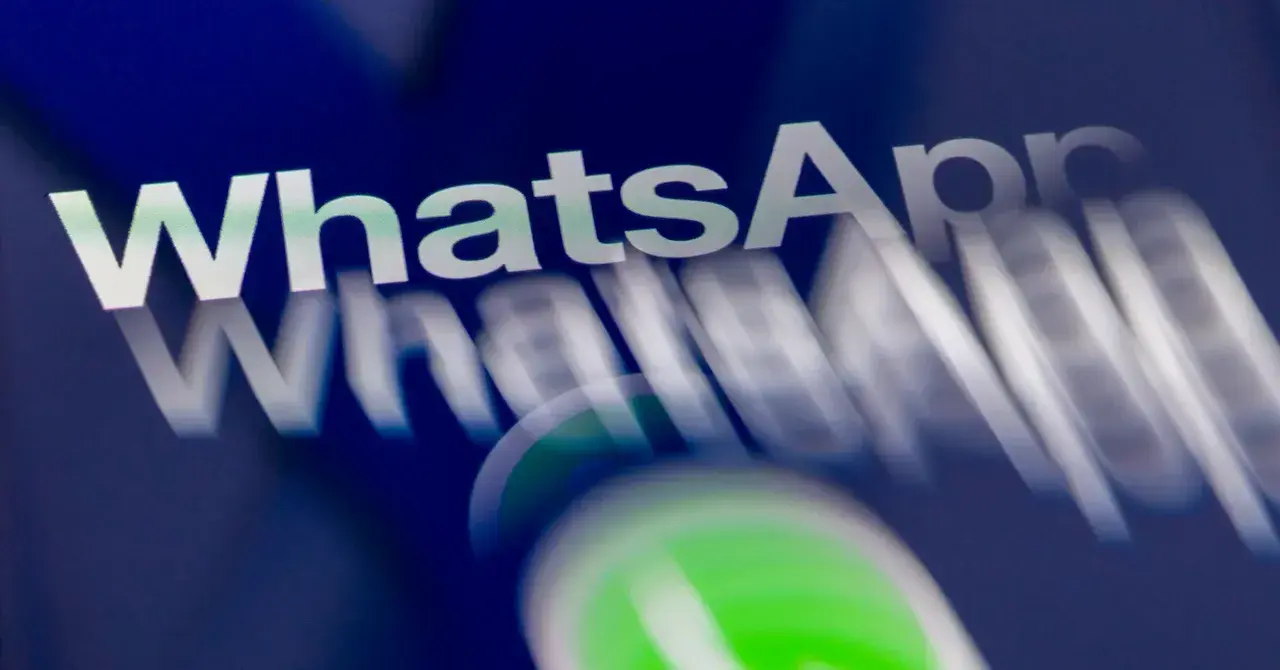 WhatsApp Help Pages Leak Hidden AI Chatbot Instructions Including 'What Not to Say' Rules